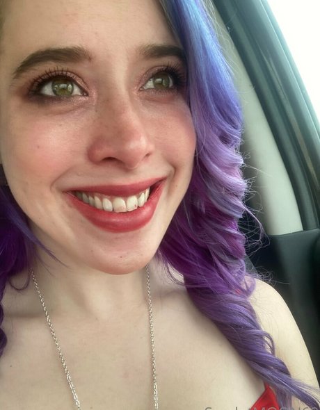 Scarlet Moon erotische hd galerien