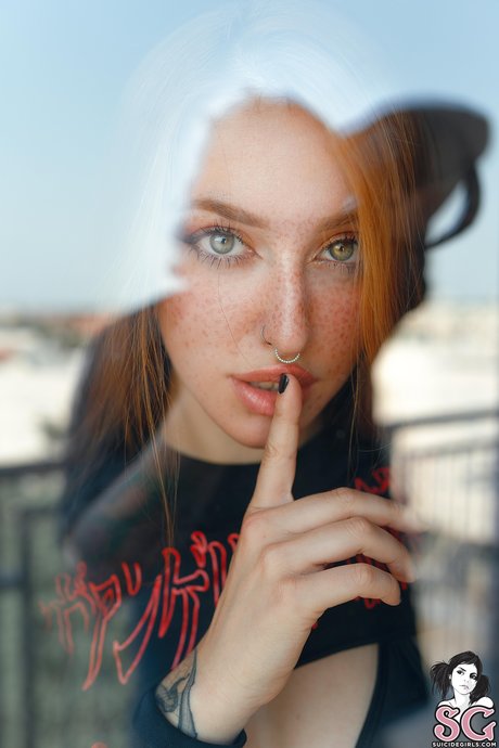 VioletLatte schauspielerin schöne archiv