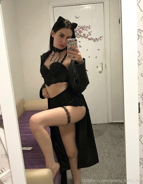 Pratty Katty hd pornografische galerie