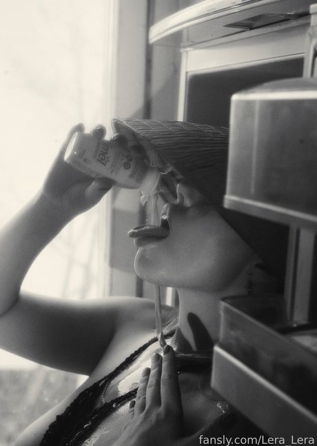 teen fake titten onlyfans schöne pornographische fotos