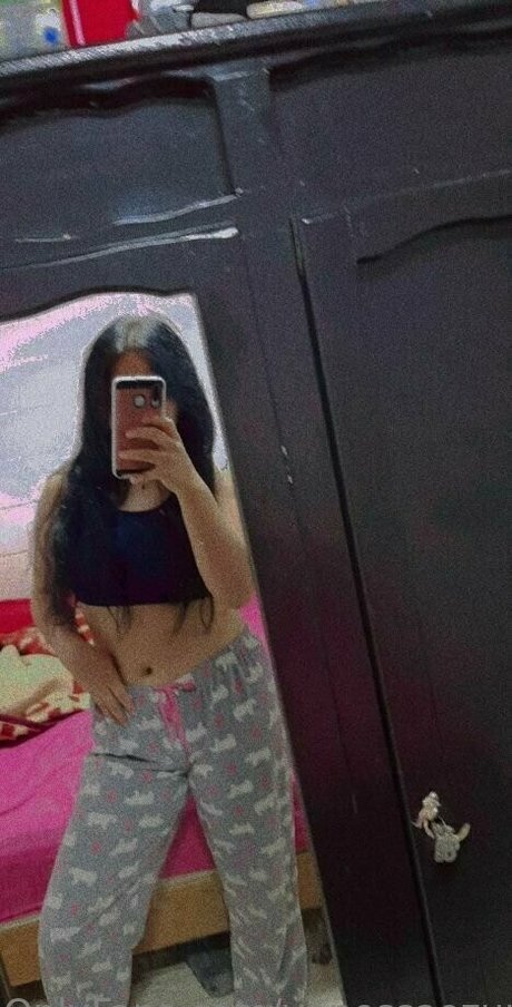 vanessaozuna model nackten bilder