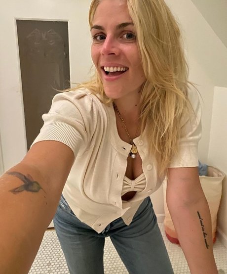 Busy Philipps hd nacktheit galerie