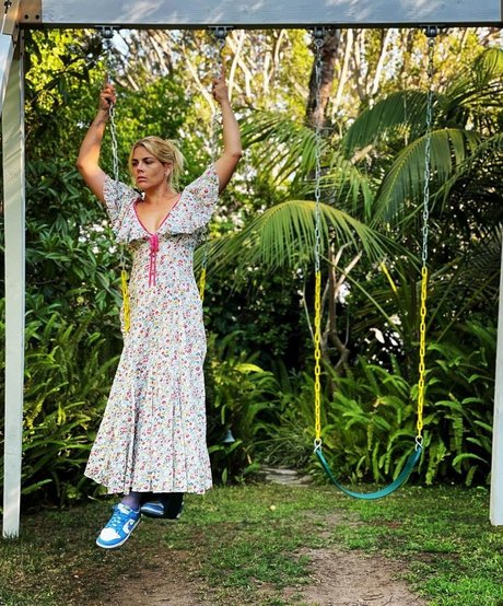 Busy Philipps exklusive pornografische bilder