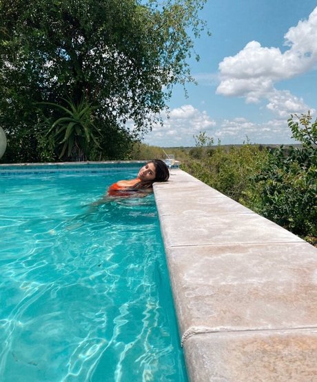 Yuval perfekte hübsche fotos