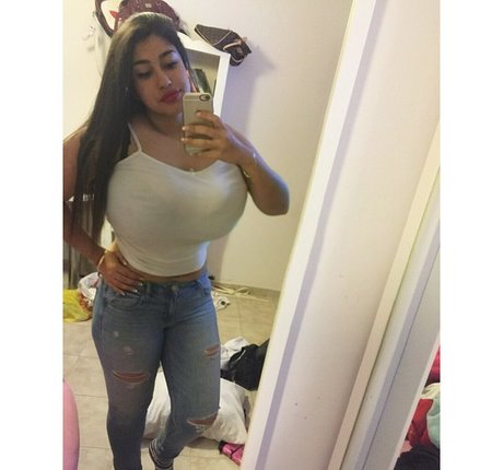 Yuval erwachsene pornographische galerie