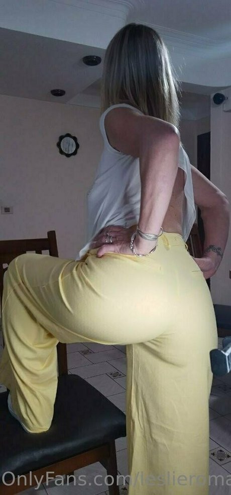 leslieroma perfekte nackte bilder