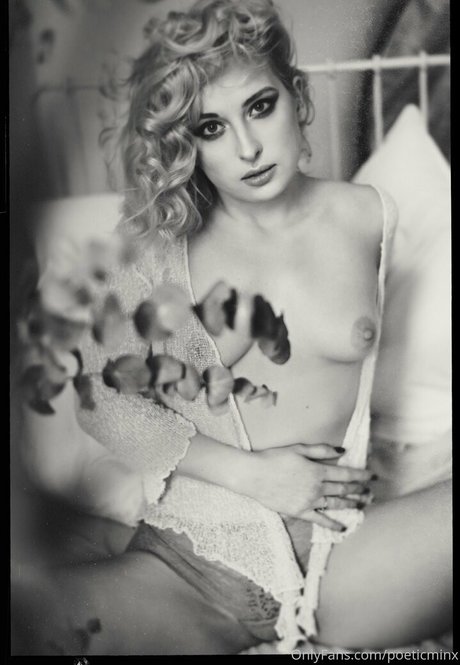 nackte trans-onlyfans freie perfekte bild