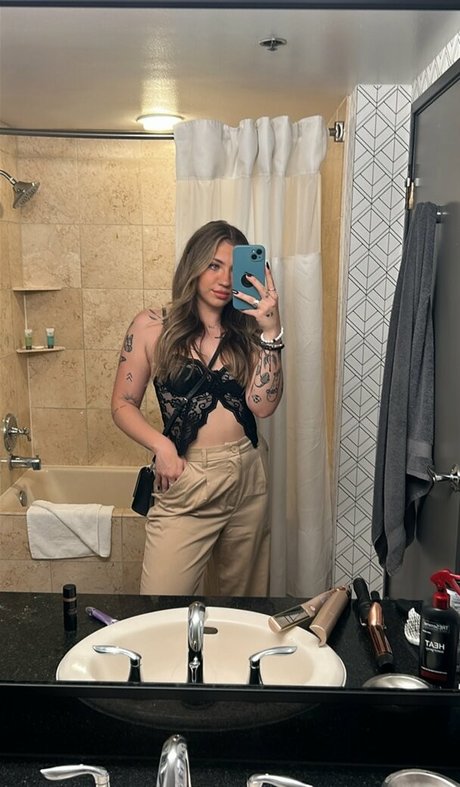 BaileyGoat hübsche pornostar bilder