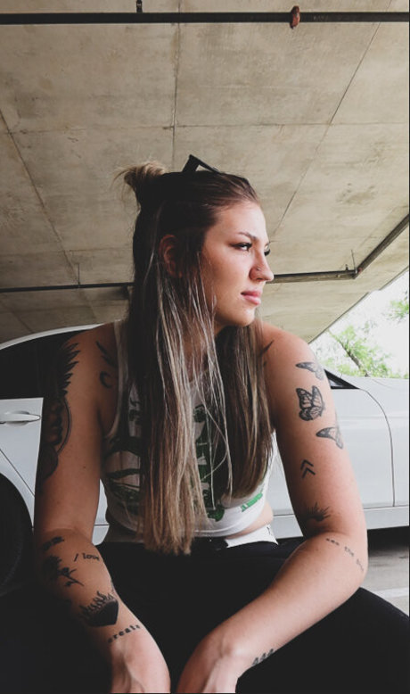 BaileyGoat erwachsene nacktheit foto