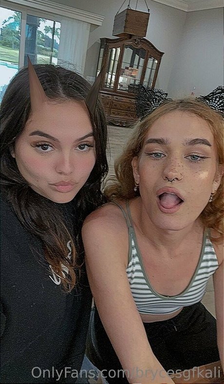 brycesgfkali schauspielerin kunst fotos