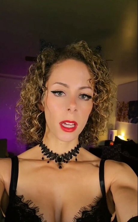 freaky onlyfans nette galerie