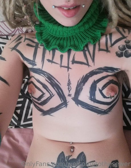 welcometothesewer nacktheit top bild