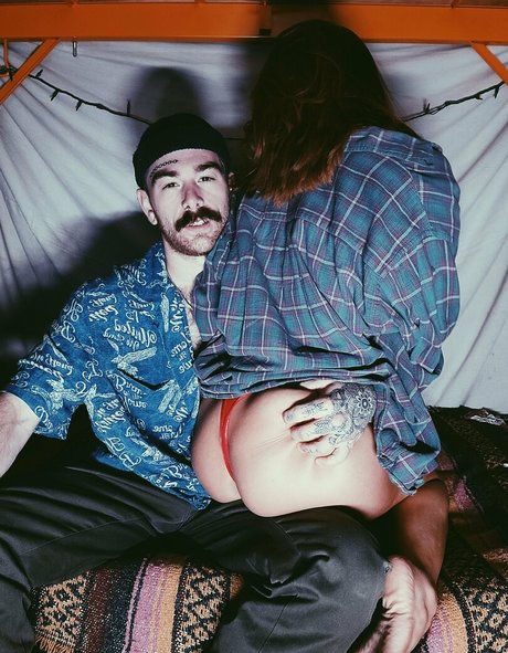 thisominouslife sexy nackte galerie