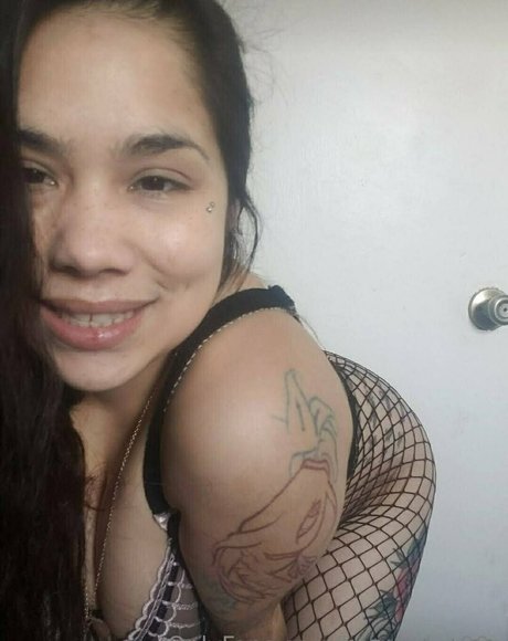 riesige shemale-onlyfans hd nackte fotos