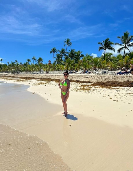 sssof1 nacktheit perfekte archiv