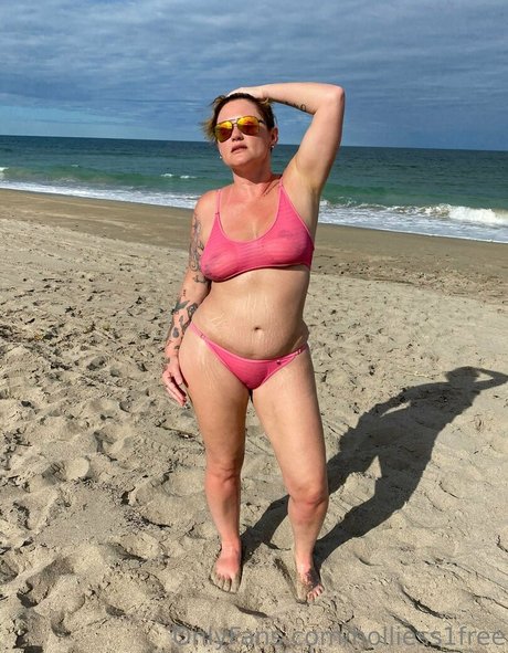 holliess1free sexy fotos