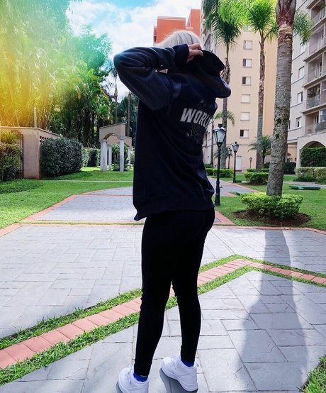 Riyuuka erwachsene sex galerien