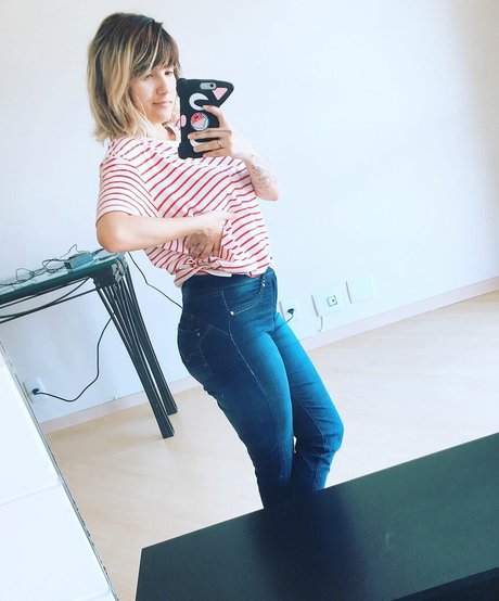 Riyuuka erotische kunst galerie