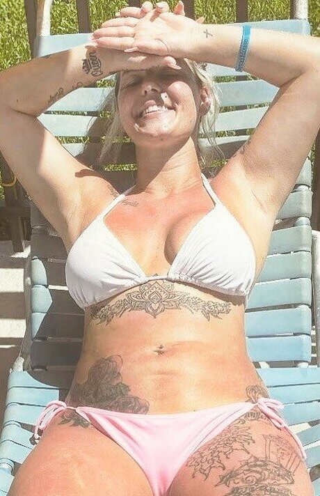 Ashton Sidney erotische bilder