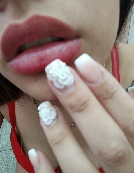 yuliaida69 pornostar nette bild