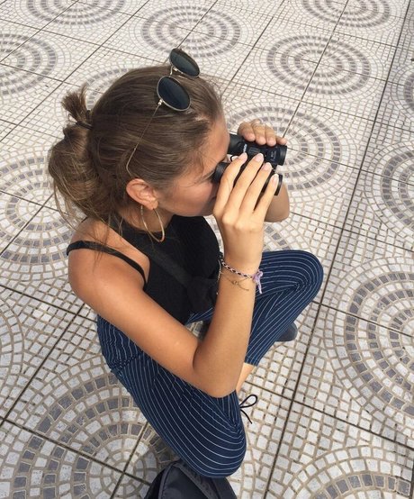 echte teen-onlyfans hübsche akt bild