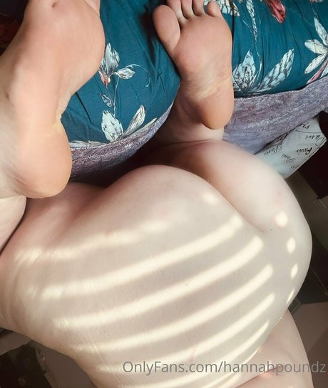 hannahpoundz schauspielerin heiße foto