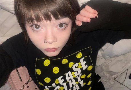 Lilac Lullaby exklusive nacktheit fotos