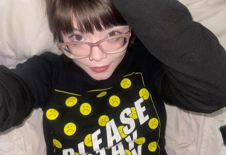 Lilac Lullaby pornostar kostenlose galerie