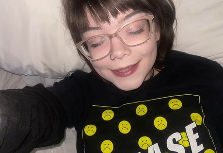 Lilac Lullaby porno top foto