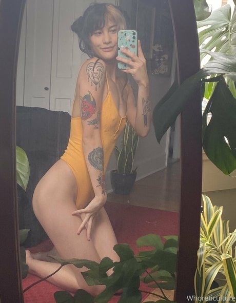 asiatische ebenholz-onlyfans xxx exklusive bilder