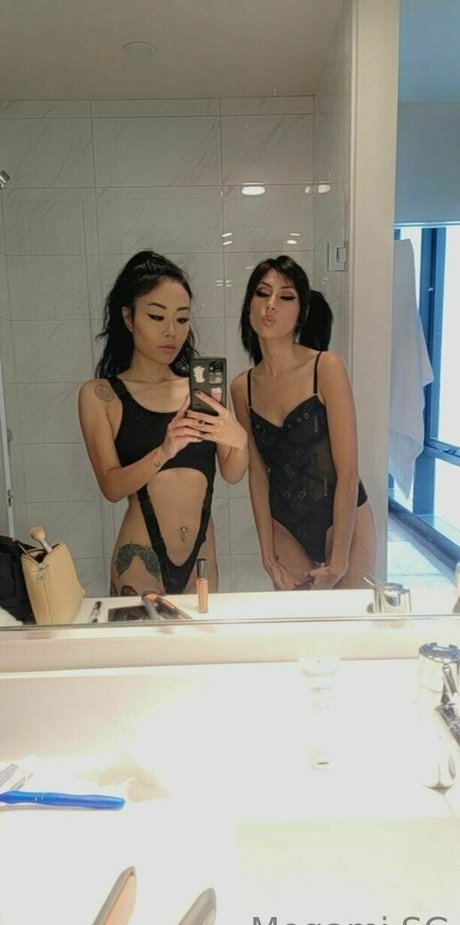 bruder onlyfans schöne nackte bild