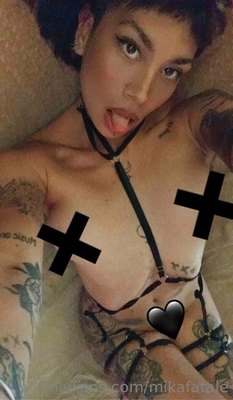 mikafatale pornostar kunst galerien