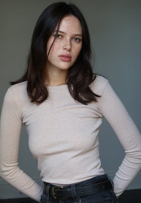 Naomi Stevens xxx nacktheit bild