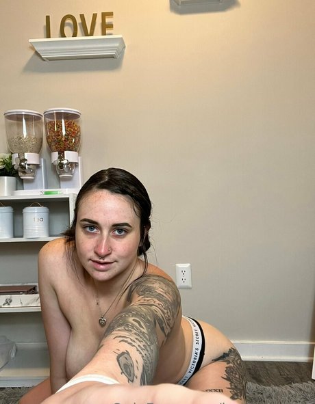 Babyshay16 pornografische galerien