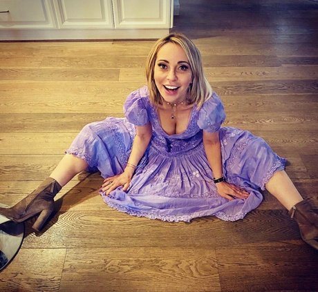 schwarze kätzchen-onlyfans nacktheit hd foto