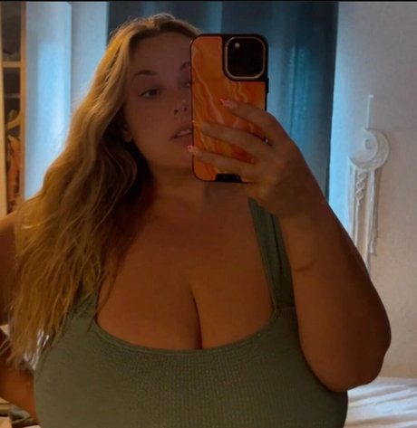 lesben strapon onlyfans xxx akt galerien