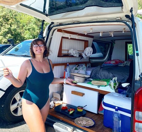 männliche promi-onlyfans nackt schöne bilder