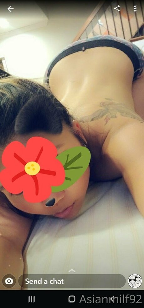 asianmilkers model bild