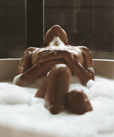 MAVRIN Magazine schauspielerin kostenlose archiv