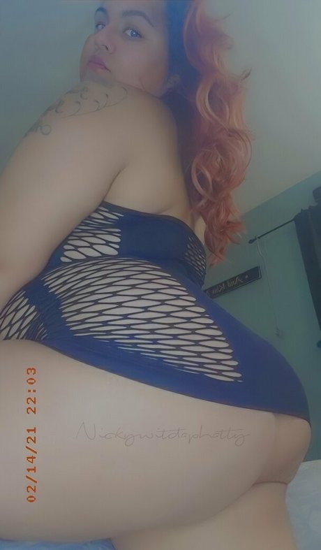 kurvige ebenholz-onlyfans nackt heiße archiv