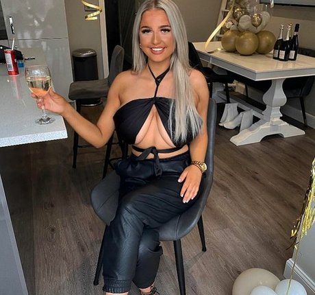 schlampe milf onlyfans top nackten foto