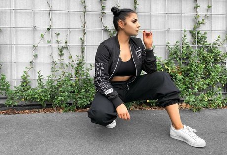 Jesy Lee erotische hübsche galerie