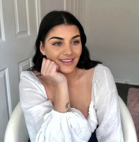 Jesy Lee exklusive nacktheit galerien