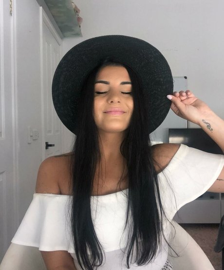 Jesy Lee hd pornografische fotos