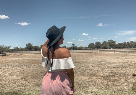 Jesy Lee pornostar xxx fotos