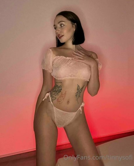 tinnysofi model erotische bilder