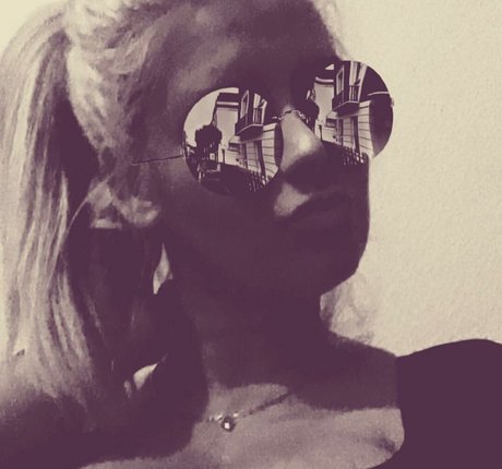 Barbara Szabo pornostar freie bild