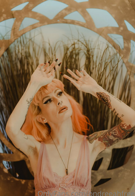 ondreeahfree sexy pornostar bild