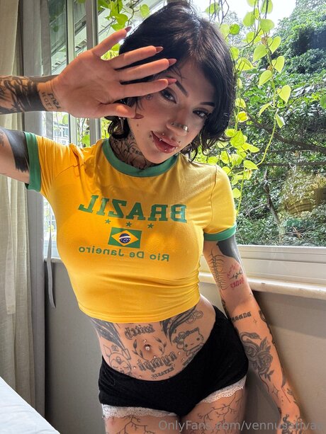 vennusativaa hübsche nackte foto