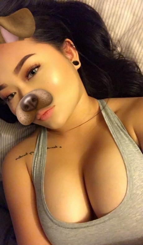 kurvige ebenholz-onlyfans exklusive top archiv